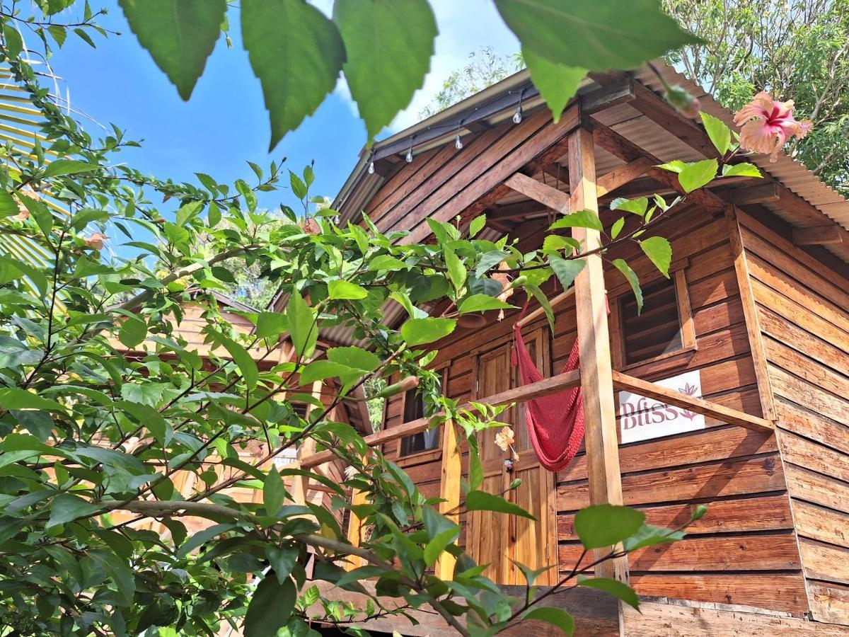 The Lighthouse Retreat, Little Corn Island, Nicaragua Hotel Exterior photo